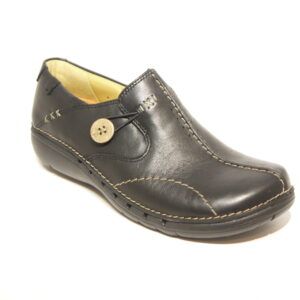 Clarks Un Loop Black