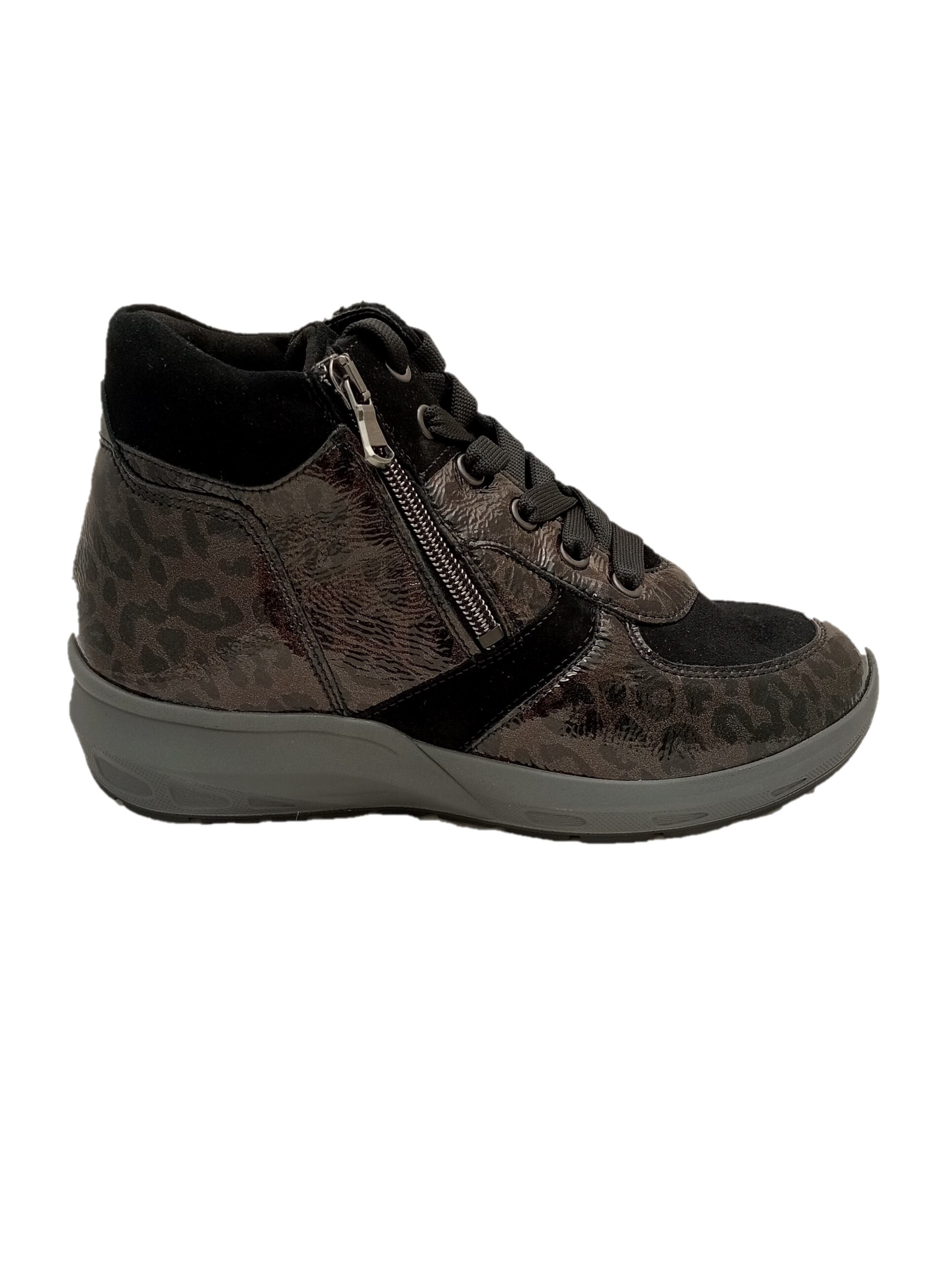 Waldlaufer M - Tonia Black/Carbon 4 Waldlaufer M - Tonia Black/Carbon - Image 4