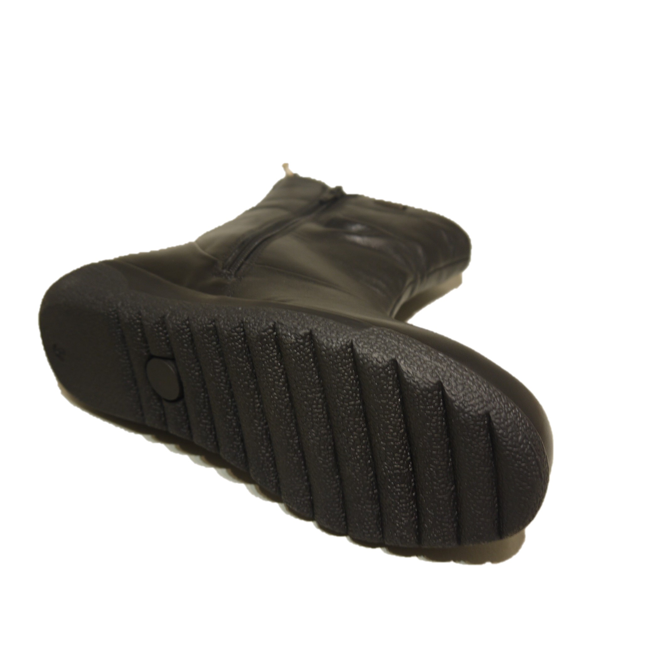 Fleet and Foster Brecknock Black - Waterproof 2 Fleet and Foster Brecknock Black - Waterproof - Image 2
